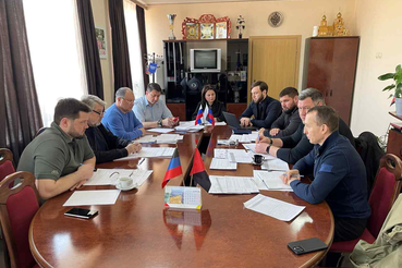 В Енакиево подведены итоги проделанных Ленобластью работ и намечены дальнейшие планы.