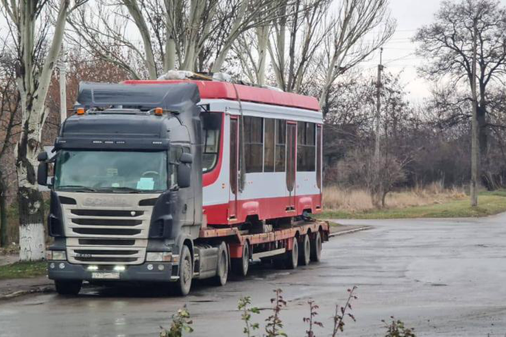 В Енакиево поставлены новые трамваи